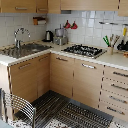 Casa Dolce Casa, A 2 Passi Dal E Vicina A Varenna *