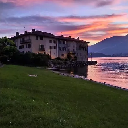 Vakantiehuis Casa Dolce Casa, A 2 Passi Dal E Vicina A Varenna Lierna