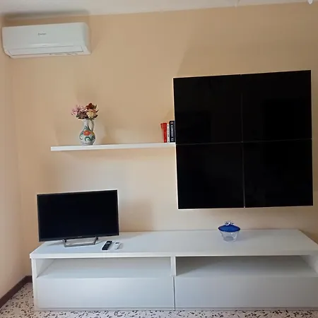 Casa Dolce Casa, A 2 Passi Dal E Vicina A Varenna Vakantiehuis